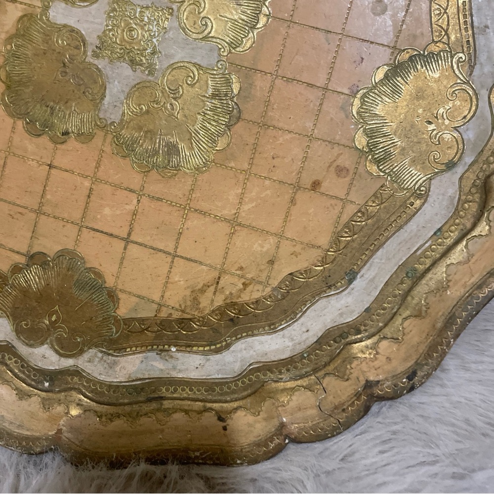 Gold Decorative Scalloped Florentine Wood Tray - Picture 6 of 11